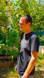 Julien - CEO
